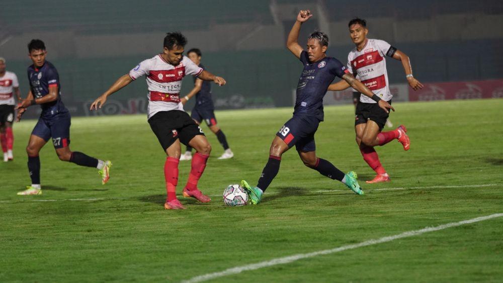 Keren! Arema FC Tembus Tiga Besar