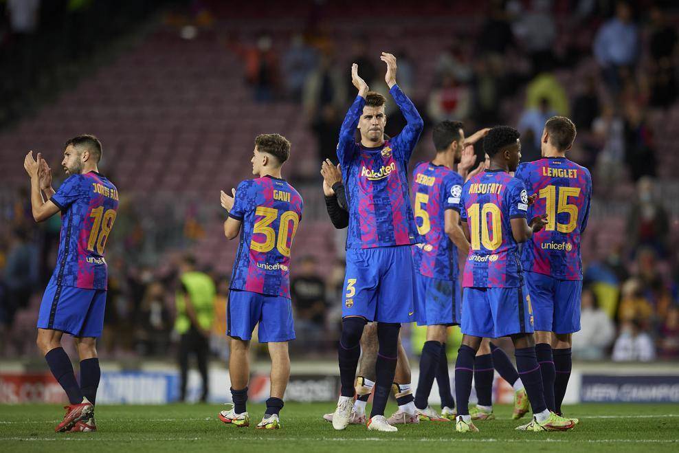 Pemain Barcelona usai laga Liga Champions. (uefa.com)