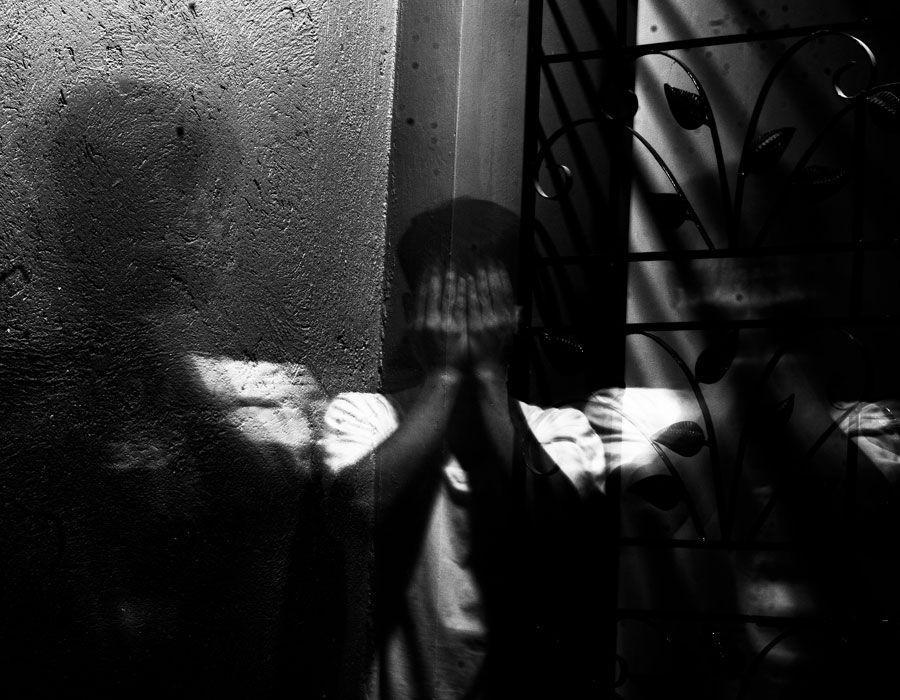 ilustrasi diganggu hantu (pexels.com/Nothing Ahead)
