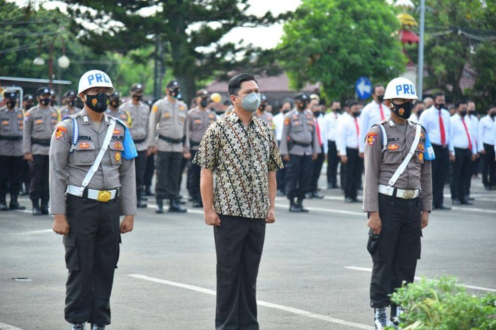 Upacara PTDH Bripka Irfan Setiawan, pelaku perampasan mobil mahasiswa Bandar Lampung dan penyalahguna narkotika. (IDN Times/Istimewa)