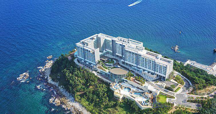 potret kompleks Lotte Resort Sokcho (lotteresort.com)