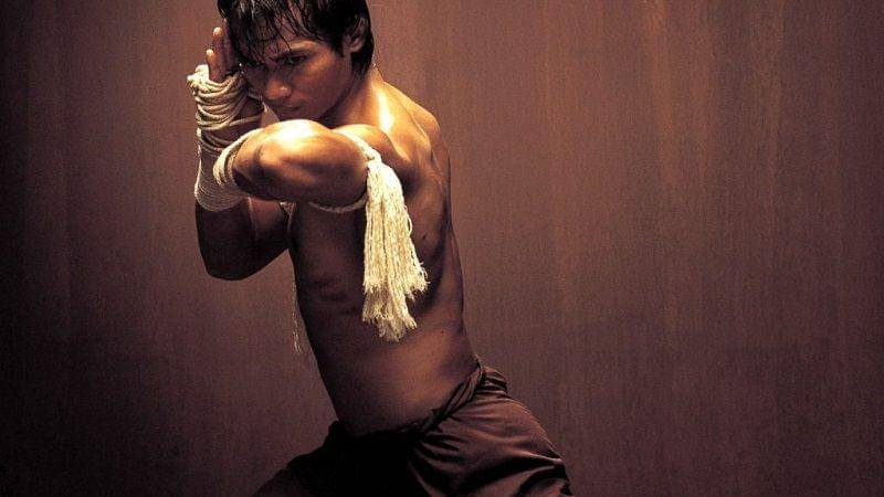 Tony Jaa di Ong Bak. Dok. Sahamongkol Film International