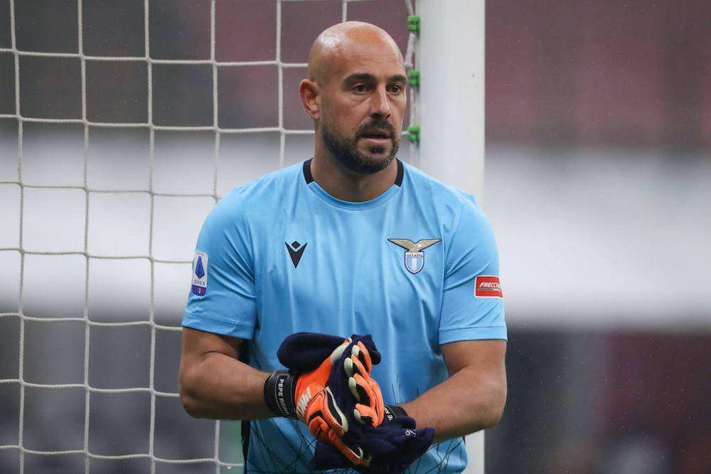 potret Pepe Reina bersama Lazio (thelaziali.com)