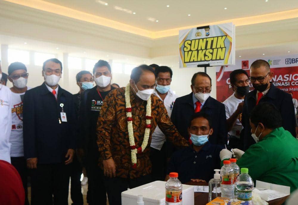Budi Arie Setiadi saat kunjungan kerja ke Universitas Widyagama, Kota Malang. IDN Times/Alfi Ramadana