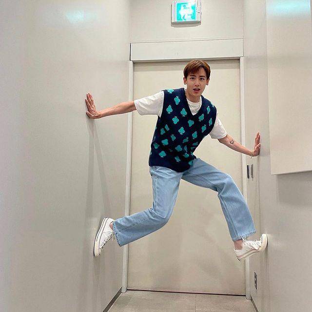 Nichkhun 2PM (instagram.com/khunsta0624)