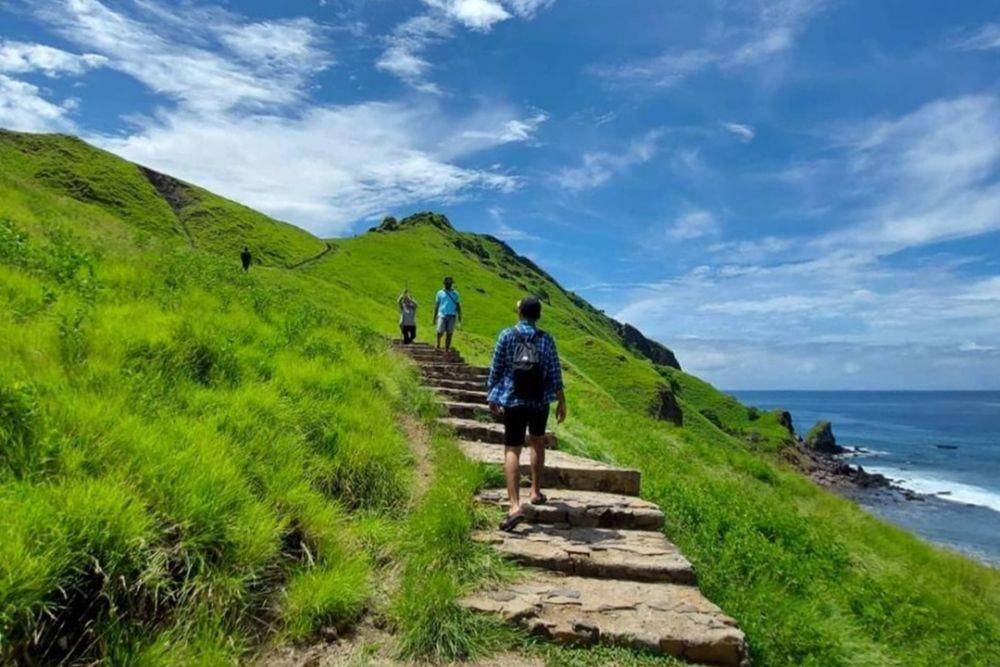 Anak tangga di Pulau Padar (instagram.com/adhityawpe)