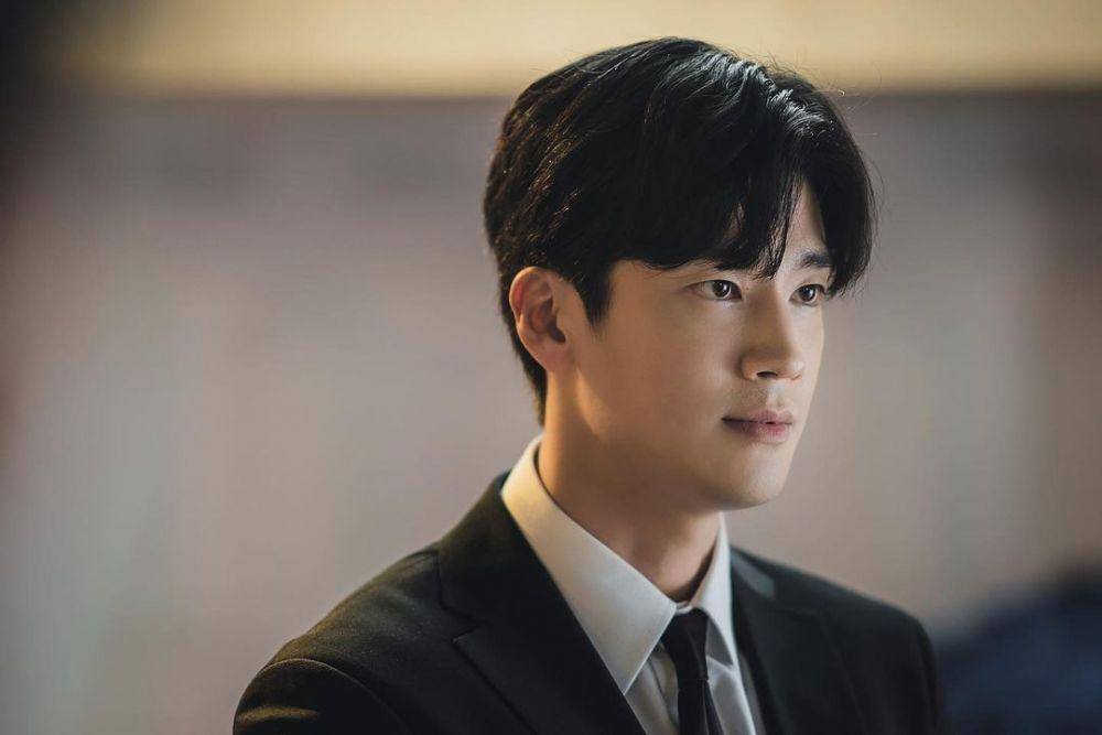 Koo Ja Sung di drama Sponsor (instagram.com/victorycontents)