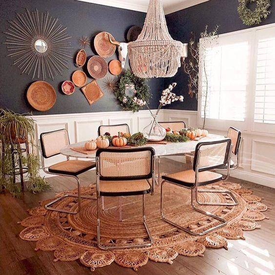 Ruang makan bergaya bohemian. (eclecticgoods.com)