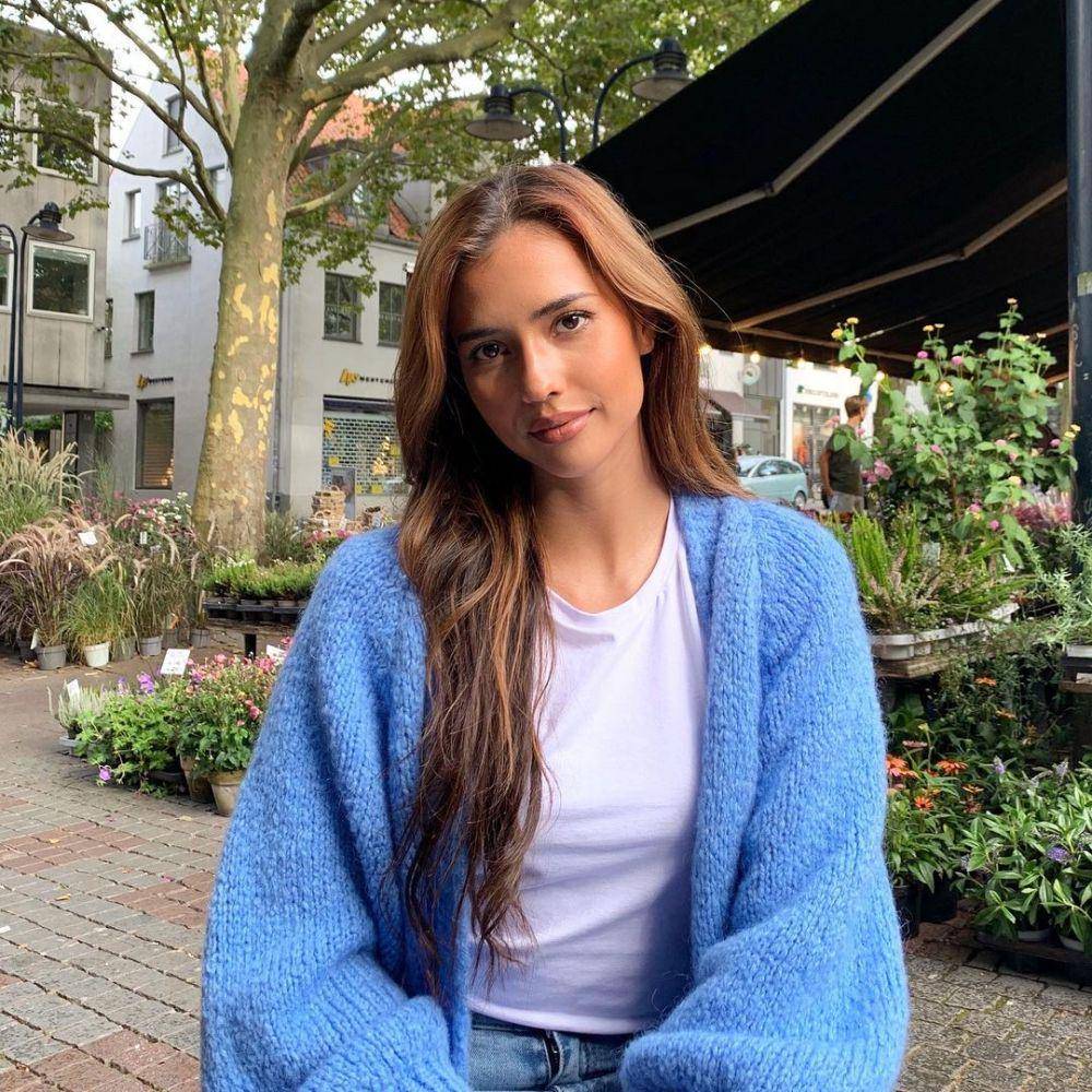 Anntonia Porsild (instagram.com/porxild)