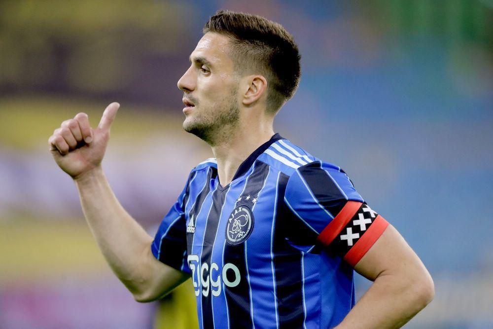 Dusan Tadic saat membela Ajax. (twitter.com/DT10_Official)