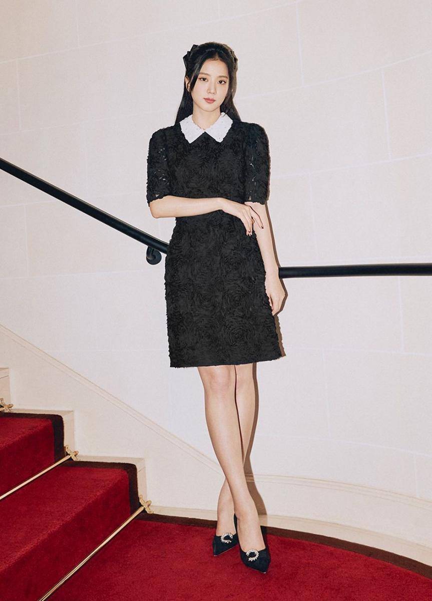 Dress Vintage Style Jisoo BLACKPINK (twitter.com/DCJisoogallery)