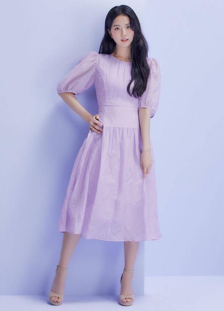 Dress Vintage Style Jisoo BLACKPINK (twitter.com/blackpinkbabo)