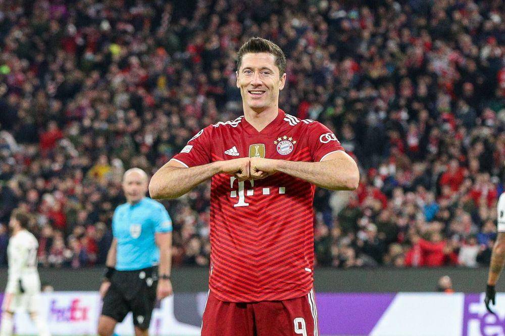 potret Robert Lewandowski bersama Bayern Munich (twitter.com/sportening)