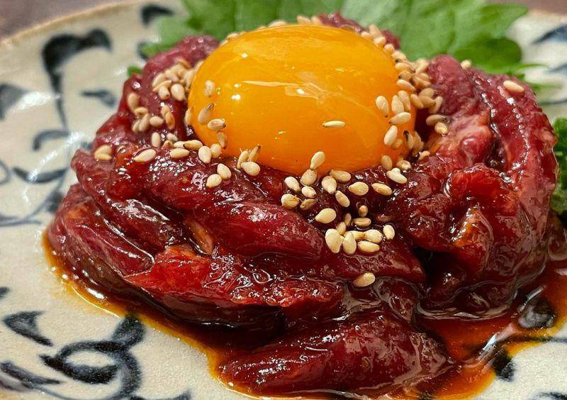 Basashi (instagram.com/rumirumikitchen)