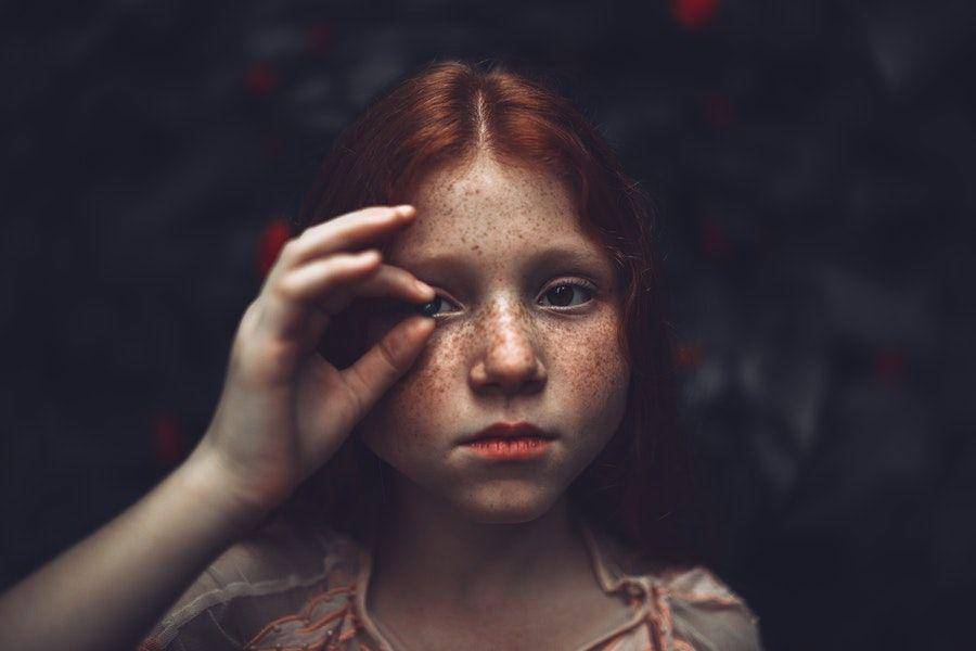 ilustrasi mata anak (pexels.com/Matheus Bertelli)