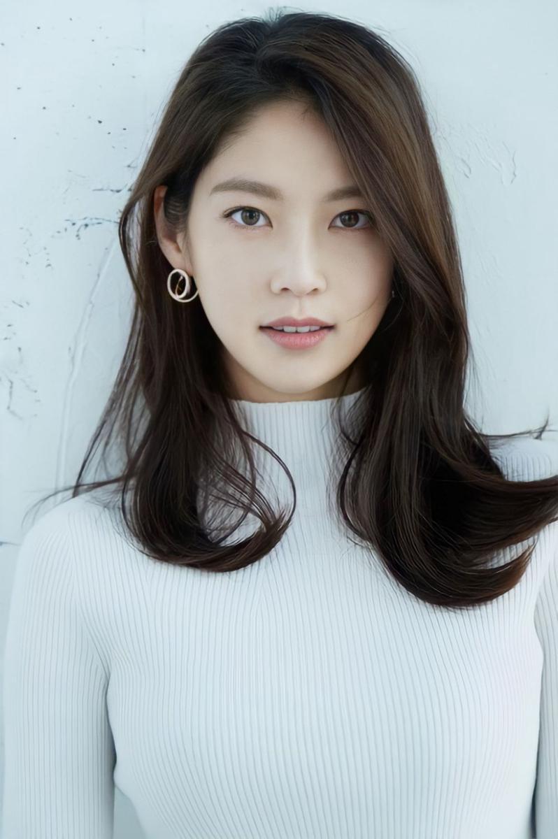 Gong Seung Yeon (instagram.com/0seungyeon)