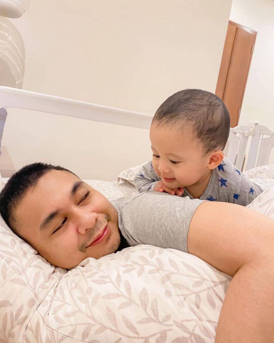 potret Raditya Dika dan Aksara Asa Nasution (instagram.com/raditya_dika)