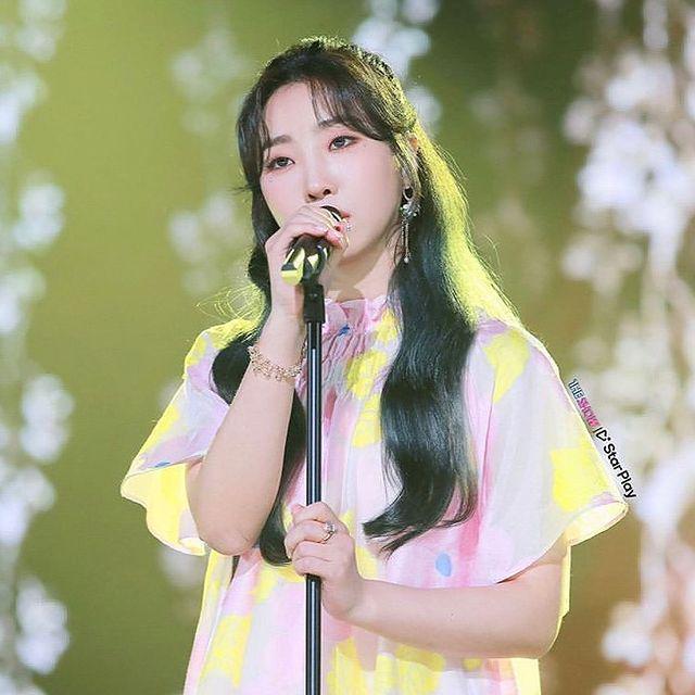 Minzy (instagram.com/_minzy_mz)
