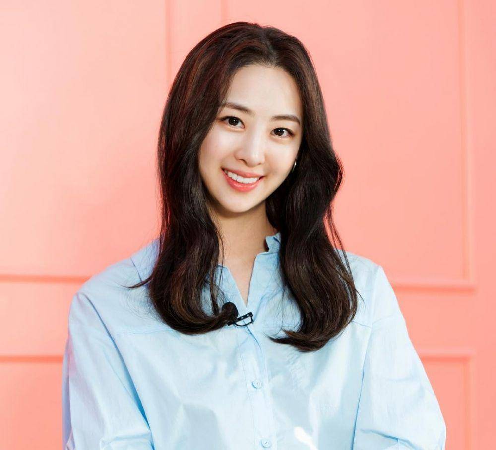Kim Dasom (instagram.com/som0506)