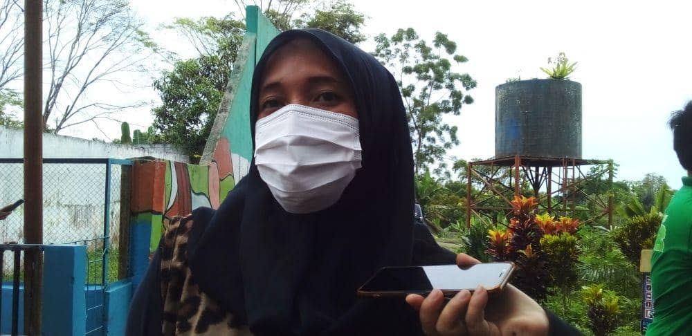 Dokter hewan di Medan Zoo, Yona Dumaica (IDN Times/Indah Permata Sari)