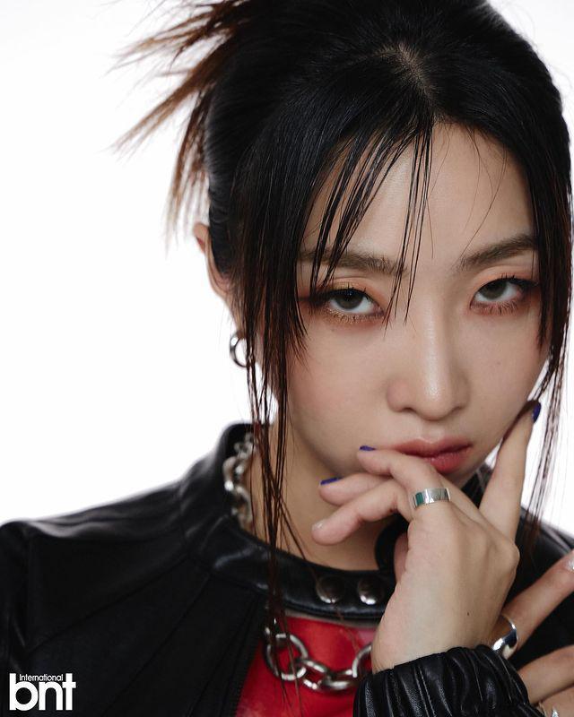 Minzy (instagram.com/_minzy_mz)
