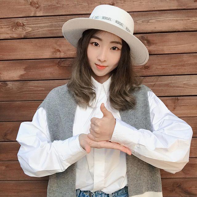 Minzy (instagram.com/_minzy_mz)