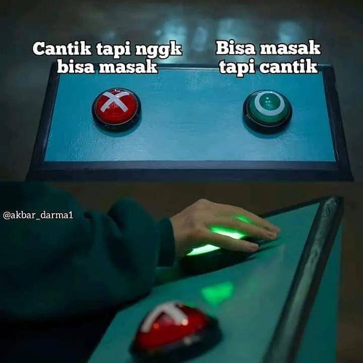 meme dua pilihan (instagram.com/akbar_darma1)