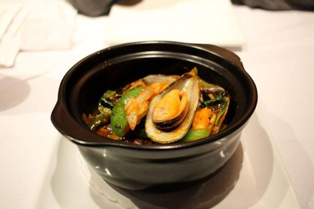 ilustrasi mussels escabeche (unsplash.com/Crystal Jo)