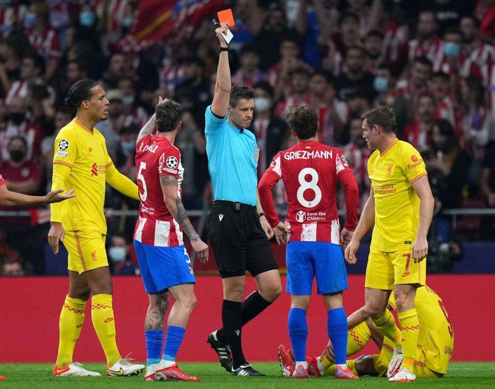 Altletico Madrid kalah beruntun dari klub yang sama di Liga Champions untuk pertama kalinya. (thesun.co.uk).