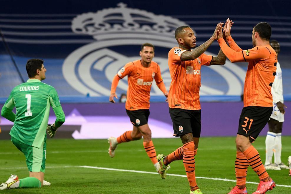 selebrasi gol pemain Shakthar (uefa.com)