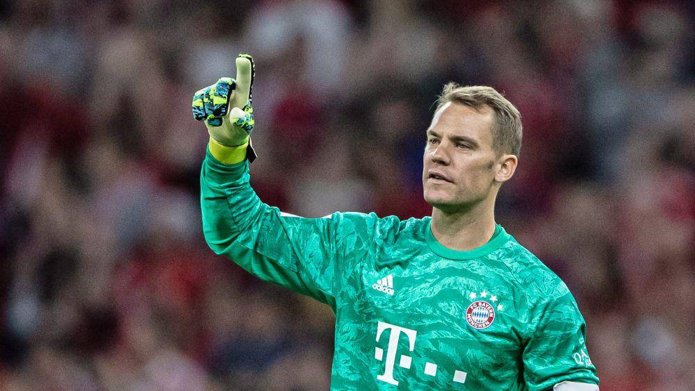 Manuel Neuer saat bertanding bersama Bayern Munchen. (bundesliga.com)