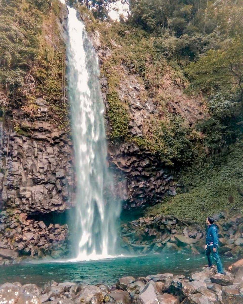 air terjun lembah anai (instagram.com/salingkatanahdata)