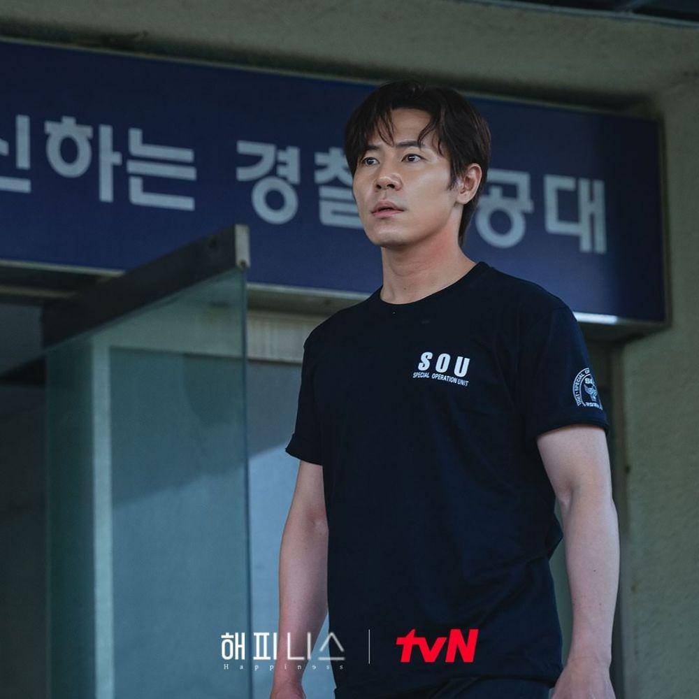 Lee Kyu Hyung di Happiness (instagram.com/tvn_drama)