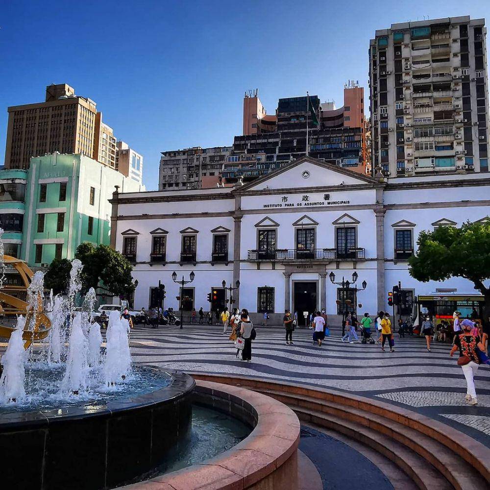 Leal Senado Building. (instagram.com/wangchaosr)