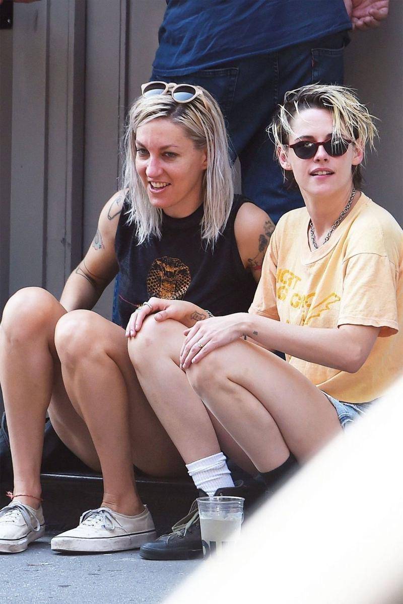 Kristen Stewart dan Dylan Meyer (instagram.com/spillzdylz)