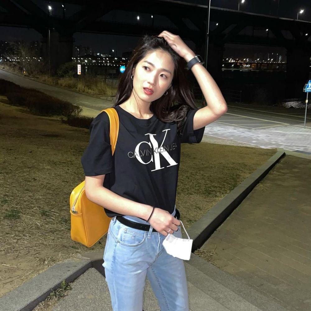 Kim Hye Yoon (instagram.com/hye_yoon1110)