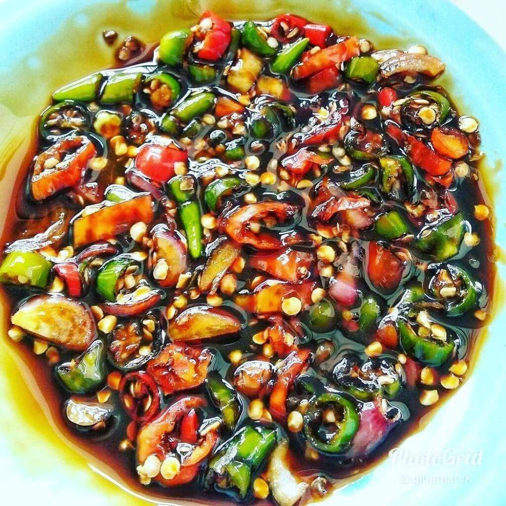 Sambal kecap (instagram.com/resepsambalmertua)