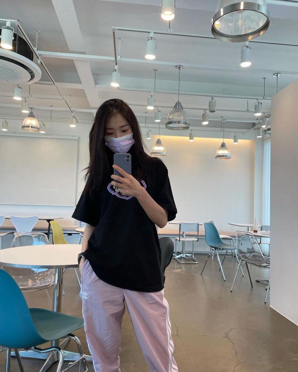 Kim Hye Yoon (instagram.com/hye_yoon1110)