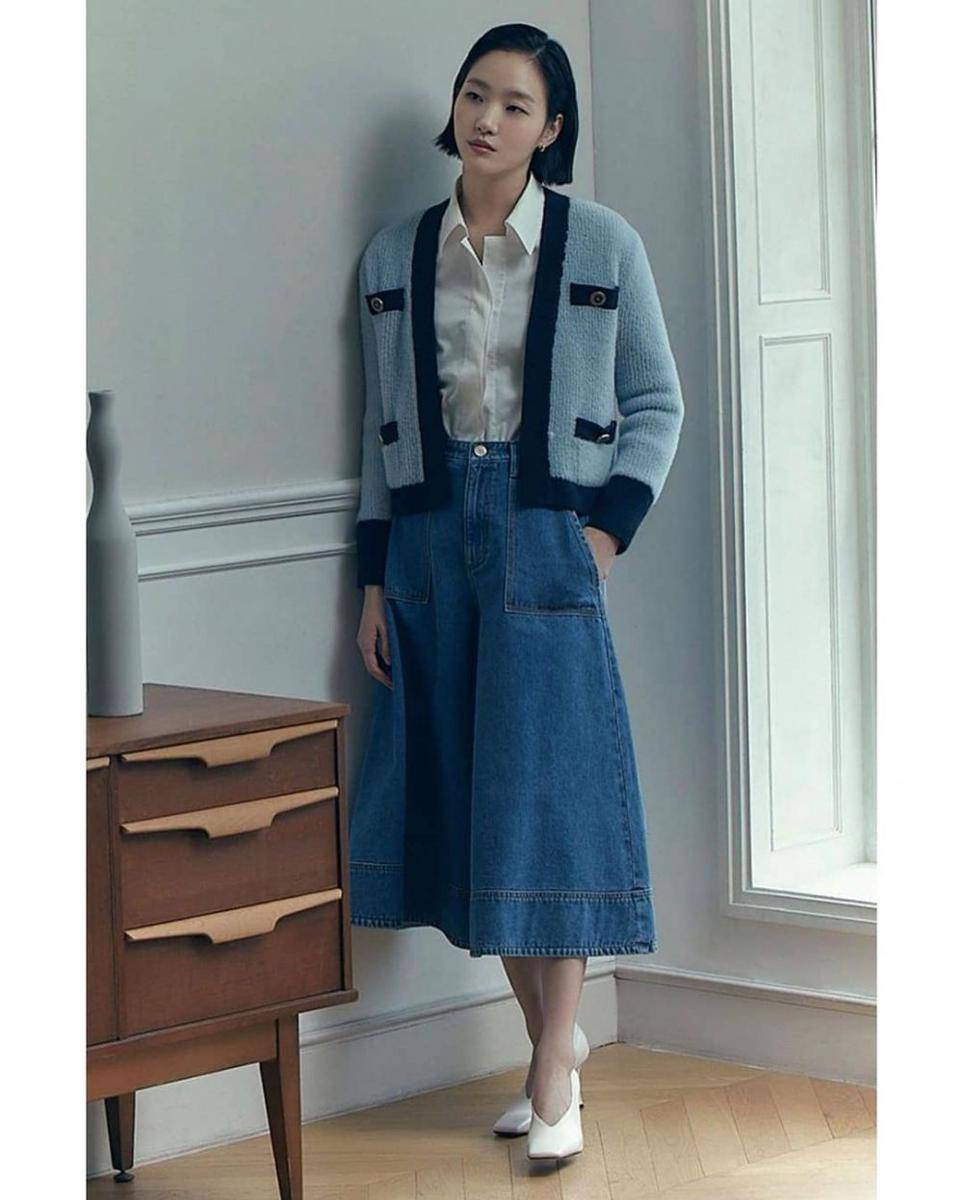 Celana jeans Kim Go Eun (instagram.com/kimgoeun.id)
