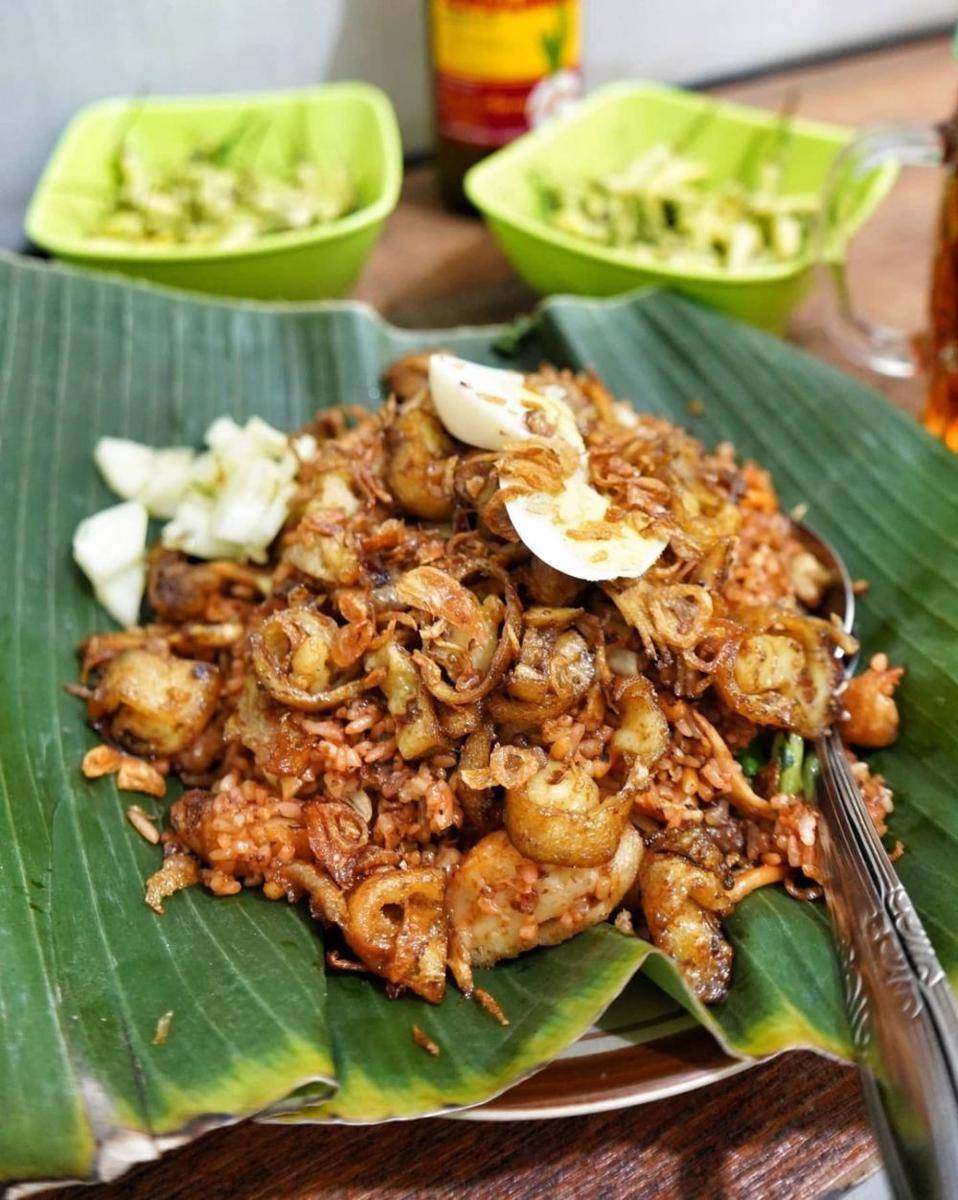 Nasi goreng (instagram.com/sbykulinerinfo)
