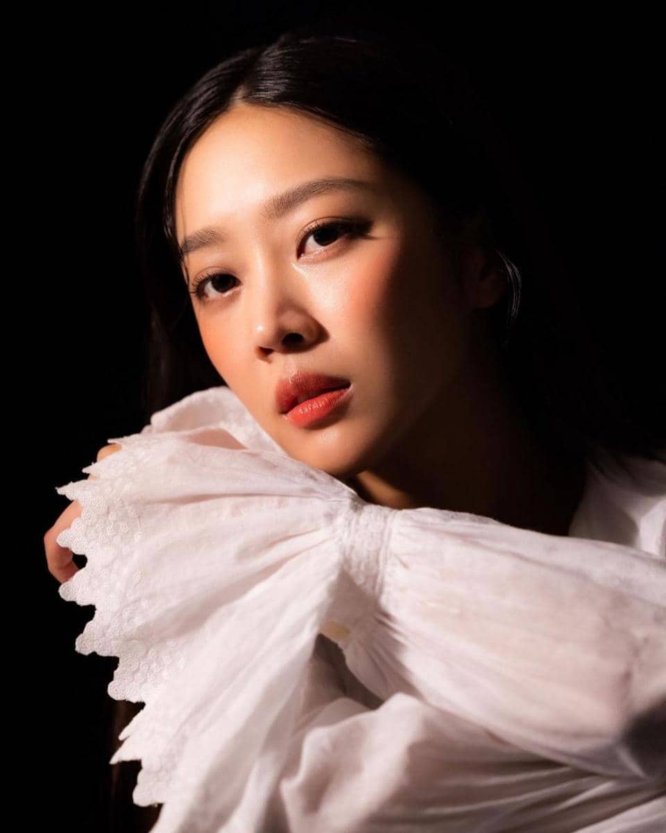 Jo Bo Ah (instagram.com/keyeastofficial)