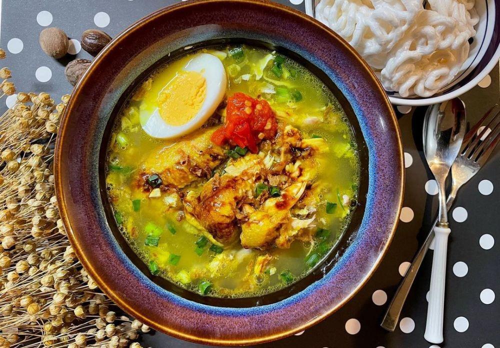10 Makanan Kaki Lima Khas Indonesia yang Paling Lezat dan Murah Meriah