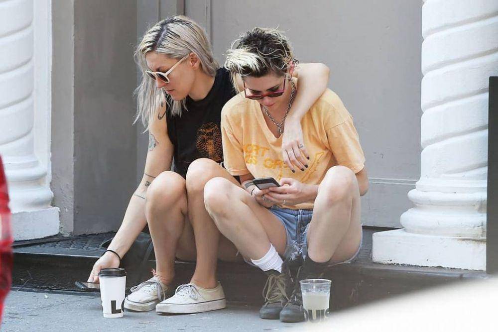 Kristen Stewart dan Dylan Meyer (instagram.com/spillzdylz)