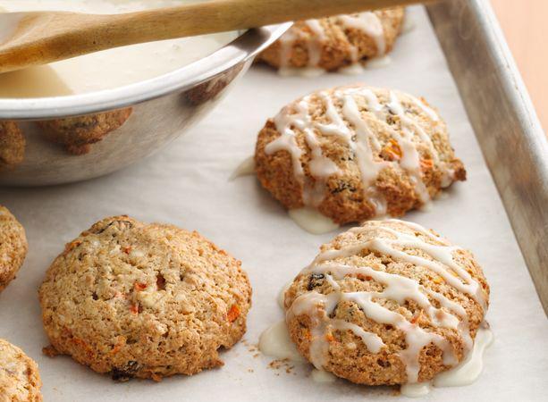 ilustrasi carrot, raisin, and coconut cookies (www.generalmillscf.com)