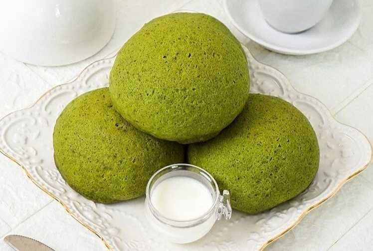ilustrasi mexican matcha bun (instagram.com/moucup)