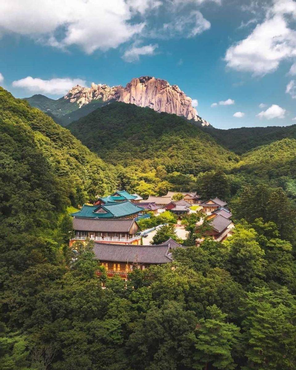 Seoraksan National Park (instagram.com/trazy_korea)