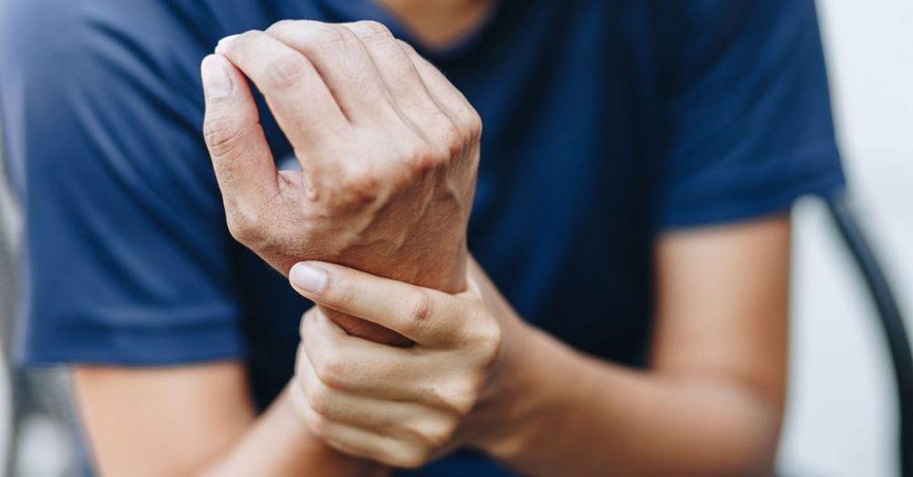 Carpal Tunnel Syndrome: Penyebab, Gejala, Diagnosis, dan Pengobatan