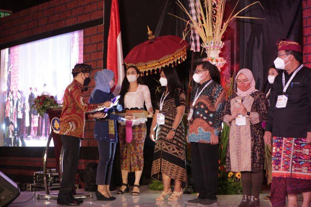 Kementerian Komunikasi dan Informatika (Kominfo) kembali menggelar Anugerah Media Humas (AMH) 2021. AMH kali ini digelar di Pulau Dewata, Bali, Kamis (4/11). (Dok. Kominfo)