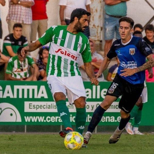 Daniel Guiza saat tampil membela Atletico Sanluqueno. (instagram.com/daniguizaoficial)