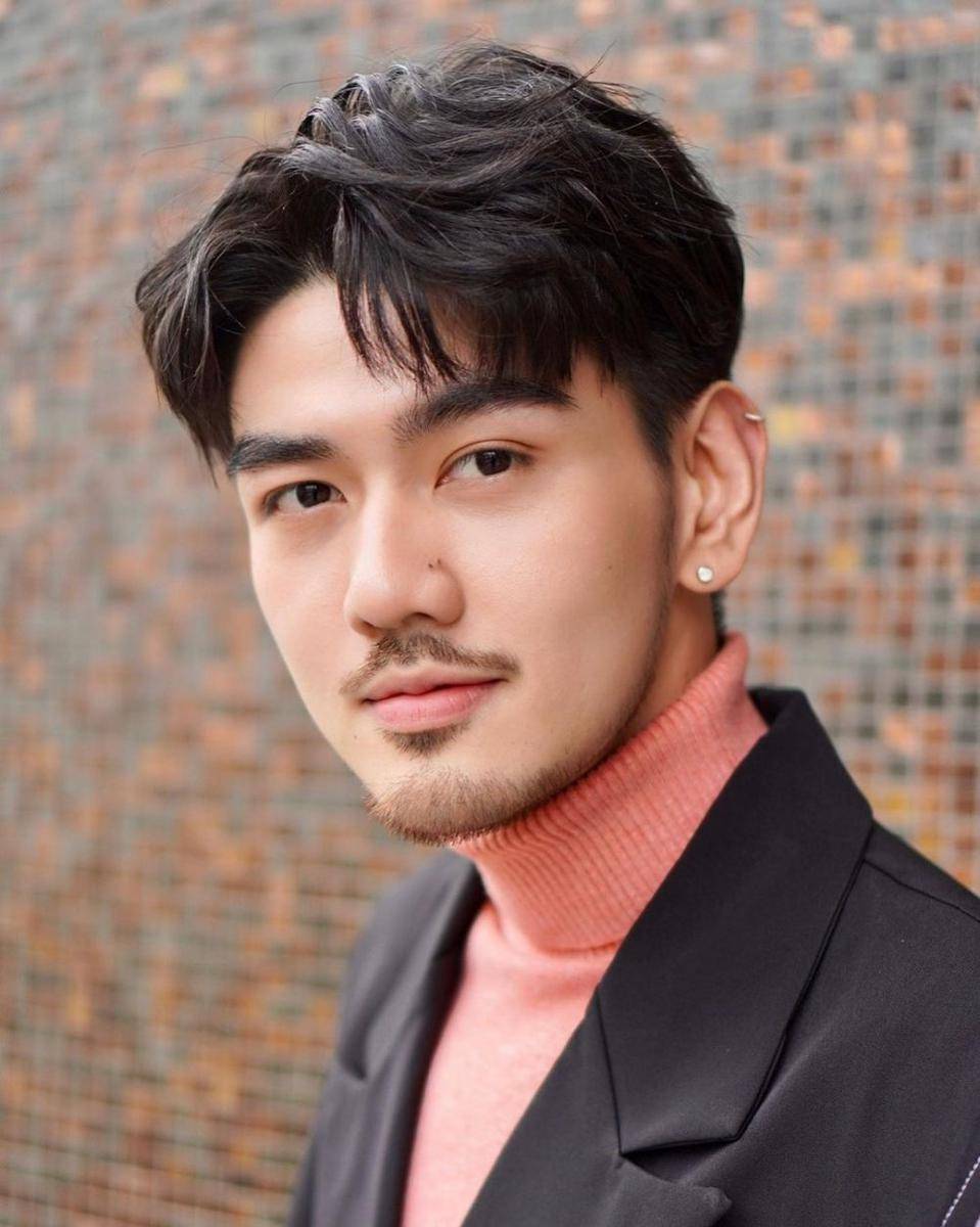 Mike Chinnarat (instagram.com/mmikesiri)